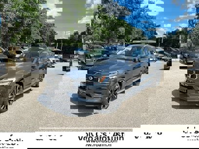 New 2025 Volvo V60 B5 Cross Country Ultra w/ Protection Package Premier