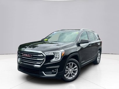 Used 2024 GMC Terrain SLT w/ Infotainment Package II