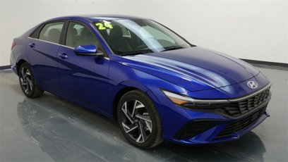 New 2024 Hyundai Elantra SEL w/ Convenience Package