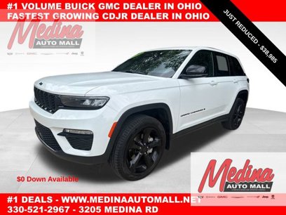 Used 2024 Jeep Grand Cherokee Limited w/ Black Appearance Package