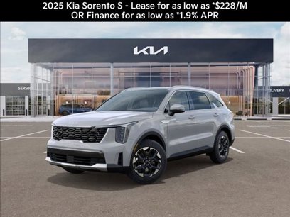 New 2025 Kia Sorento S