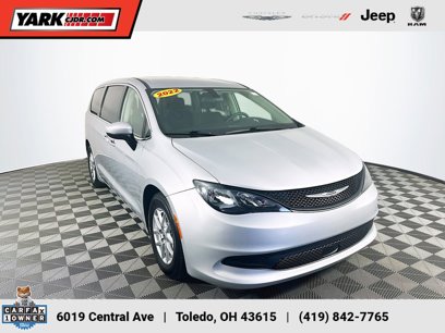 Used 2022 Chrysler Voyager LX