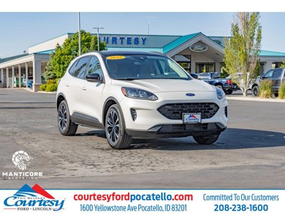 Used 2022 Ford Escape SE w/ SE Sport Appearance Package