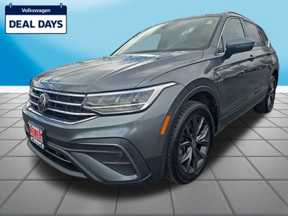 Certified 2022 Volkswagen Tiguan SE w/ Panoramic Sunroof Package