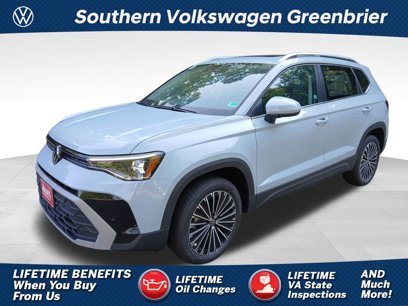 New 2025 Volkswagen Taos SE