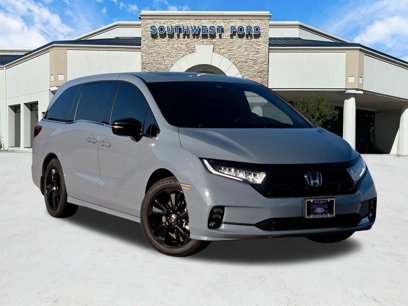 Used 2024 Honda Odyssey Sport
