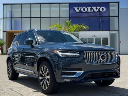 Used 2025 Volvo XC90 B5 Core