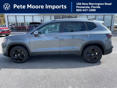 New 2025 Volkswagen Taos SE