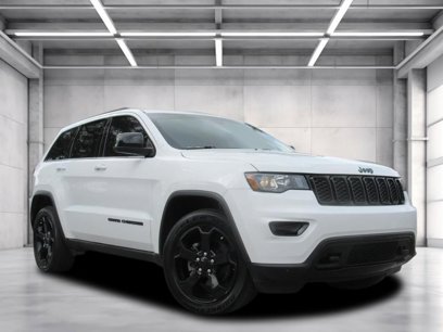 Used 2020 Jeep Grand Cherokee Laredo