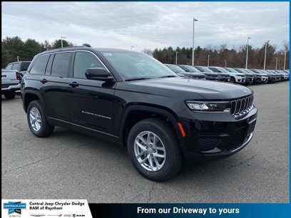 New 2025 Jeep Grand Cherokee Laredo X w/ Luxury Tech Group I