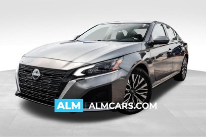 Used 2023 Nissan Altima 2.5 SV