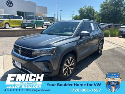 Certified 2022 Volkswagen Taos SE w/ Panoramic Sunroof Package