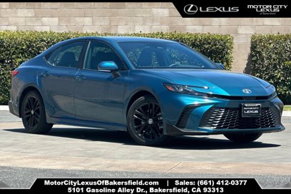 Used 2025 Toyota Camry SE