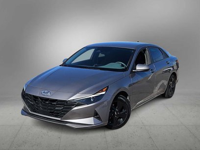 Certified 2021 Hyundai Elantra SEL w/ Convenience Package