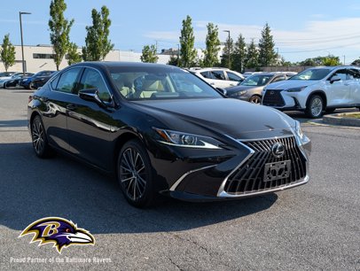 New 2025 Lexus ES 350 w/ Premium Package