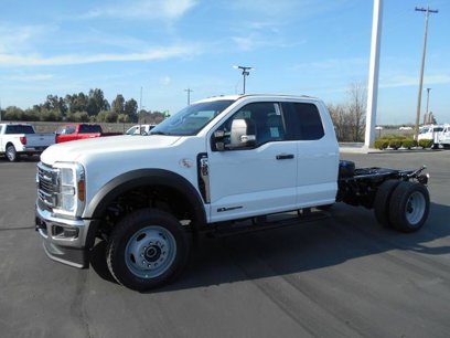 New 2025 Ford F550 4x4 SuperCab Super Duty