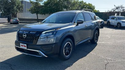 New 2025 Nissan Pathfinder Rock Creek