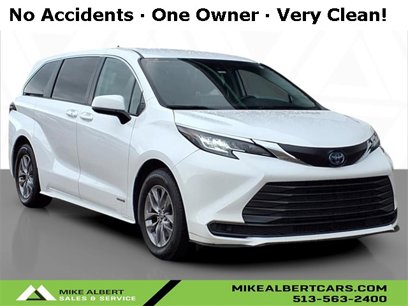 Used 2021 Toyota Sienna LE