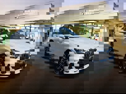 New 2025 BMW 530i xDrive w/ M Sport Package