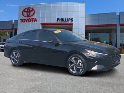 Used 2023 Hyundai Elantra Limited
