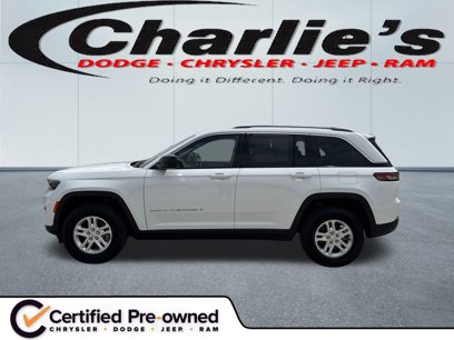 Certified 2022 Jeep Grand Cherokee Laredo w/ Luxury Tech Group I