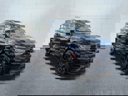 New 2024 Volkswagen Tiguan SE R-Line