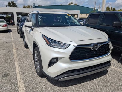 Certified 2021 Toyota Highlander Platinum