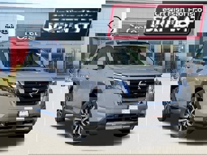 New 2025 Nissan Pathfinder Platinum