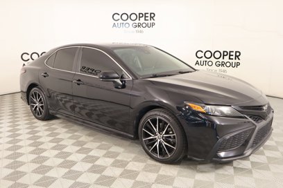 Used 2021 Toyota Camry SE