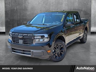 New 2024 Ford Maverick Lariat w/ Black Appearance Package