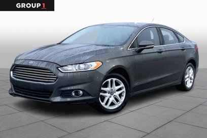 Used 2016 Ford Fusion SE w/ Equipment Group 202A