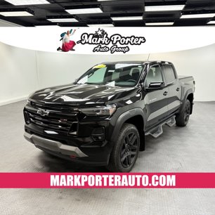 Used 2023 Chevrolet Colorado Z71 w/ Z71 Convenience Package 2