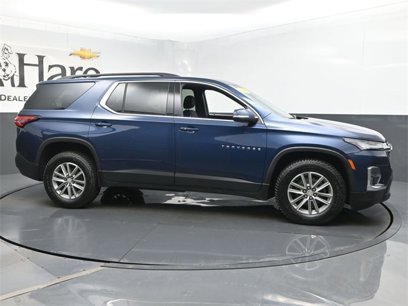 Used 2023 Chevrolet Traverse LT