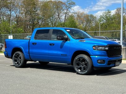 New 2025 RAM 1500 4x4 Crew Cab