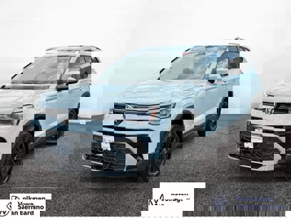 New 2025 Volkswagen Taos SE