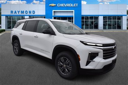 New 2025 Chevrolet Traverse LT w/ Driver Confidence Package