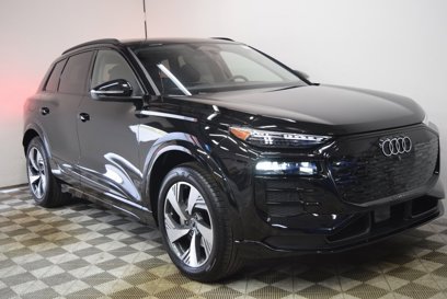 New 2025 Audi Q6 e-tron Premium Plus
