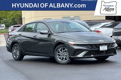 New 2025 Hyundai Elantra Blue