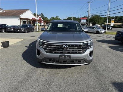 New 2025 Volkswagen Atlas SE