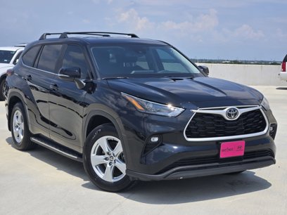 Used 2024 Toyota Highlander LE