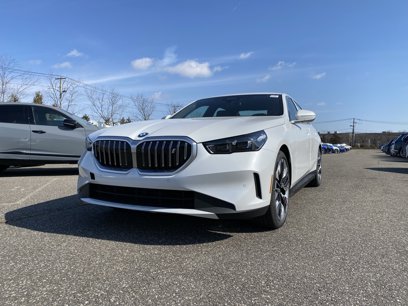 New 2025 BMW i5 xDrive40 w/ Premium Package