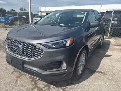 Used 2024 Ford Edge SEL w/ Convenience Package