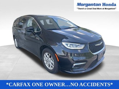 Used 2024 Chrysler Pacifica Touring-L