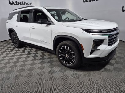 New 2025 Chevrolet Traverse LT w/ Enhanced Driving Package