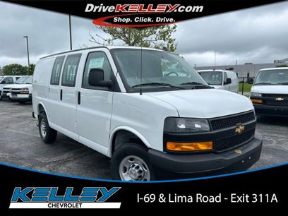 New 2025 Chevrolet Express 2500 w/ Enhanced Convenience Package