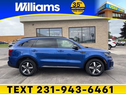 Used 2022 Kia Sorento S w/ Panoramic Sunroof Package