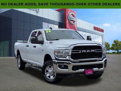 Used 2024 RAM 2500 Tradesman w/ Chrome Appearance Group