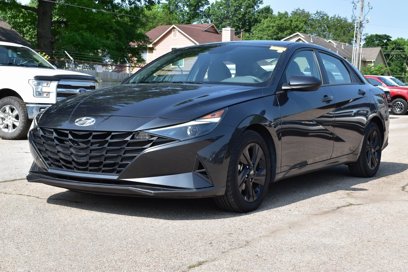 Used 2022 Hyundai Elantra SEL w/ Cargo Package