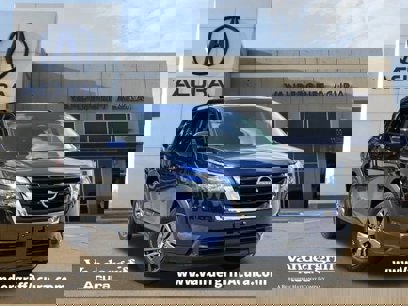 Used 2025 Nissan Pathfinder SV