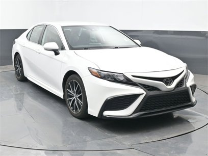 Used 2023 Toyota Camry SE